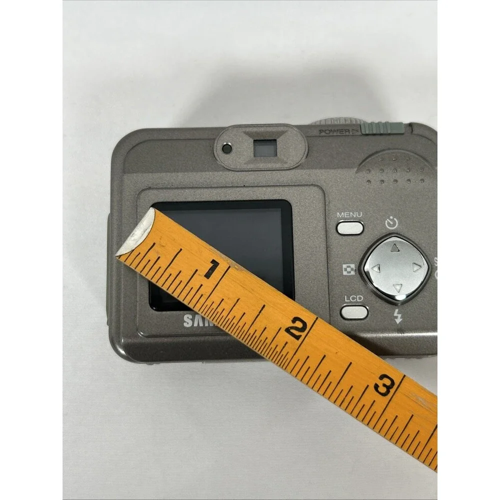 Samsung Digimax 300 Digital Camera 3.2mp 3x Zoom Grey W/ Wrist Strap